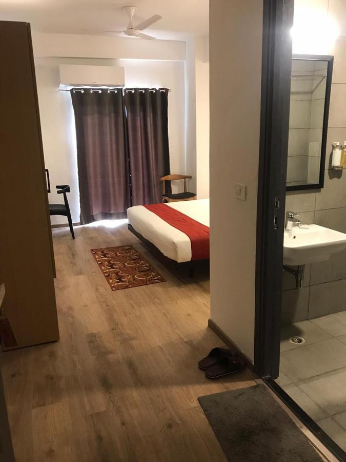 Hotel Aarkay Palace Badarpur Dış mekan fotoğraf